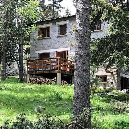 Maison Dans La Foret De Bolquere, Avec Jardin. Holiday home *