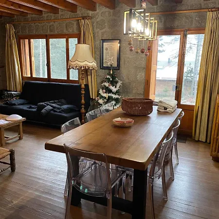 Maison Dans La Foret De Bolquere, Avec Jardin. *