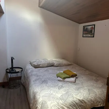 Maison Dans La Foret De Bolquere, Avec Jardin. Bolquere
